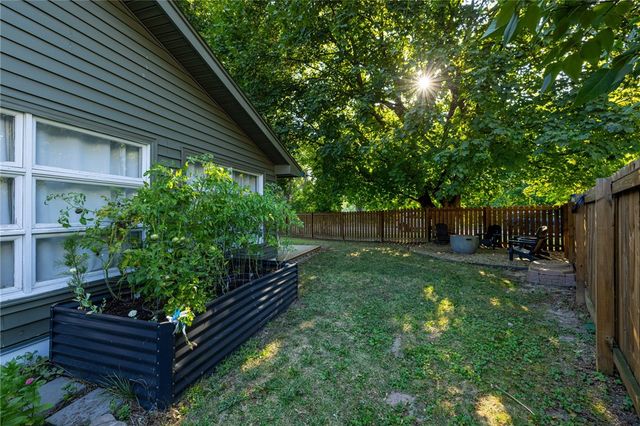 15 Victoria Drive, Brighton, NY 14618