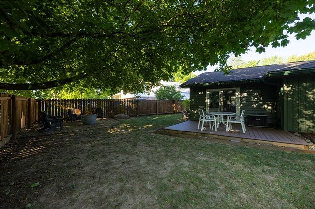 15 Victoria Drive, Brighton, NY 14618