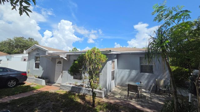 2351 NW 104TH Terrace, Miami, FL 33147