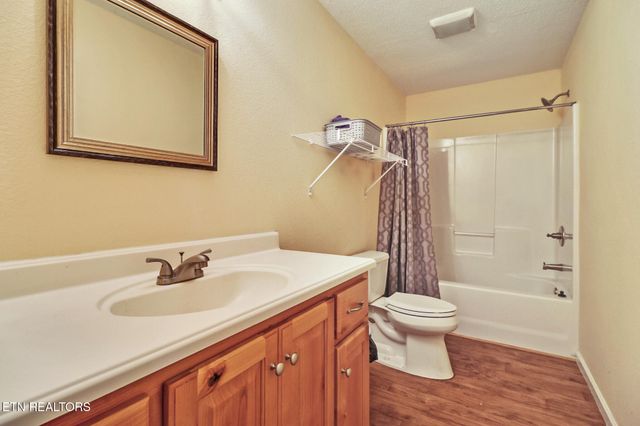 903 Riverchase Tr, Clarkrange, TN 38553