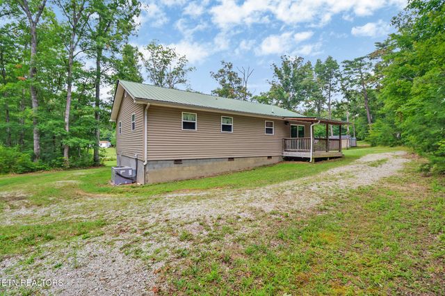 903 Riverchase Tr, Clarkrange, TN 38553