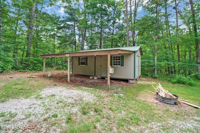 903 Riverchase Tr, Clarkrange, TN 38553