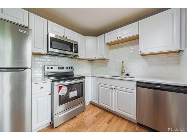 2976 Olive St, Denver, CO 80207