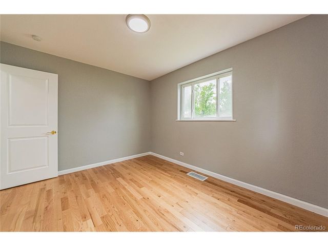 2976 Olive St, Denver, CO 80207