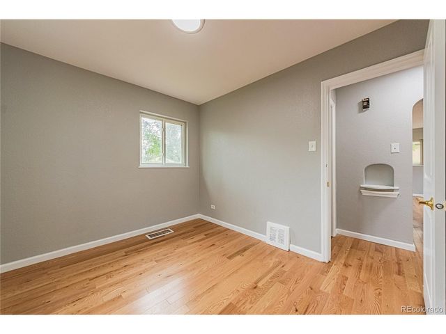 2976 Olive St, Denver, CO 80207