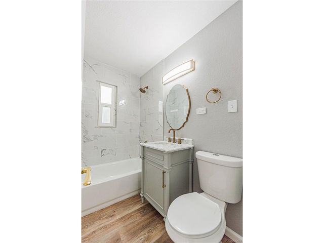 2976 Olive St, Denver, CO 80207