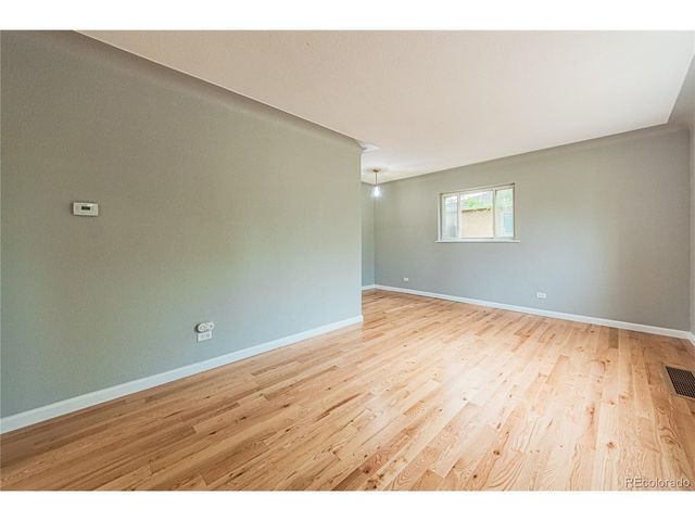 2976 Olive St, Denver, CO 80207