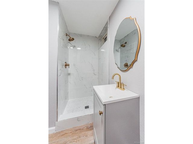 2976 Olive St, Denver, CO 80207