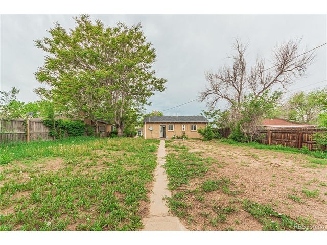 2976 Olive St, Denver, CO 80207