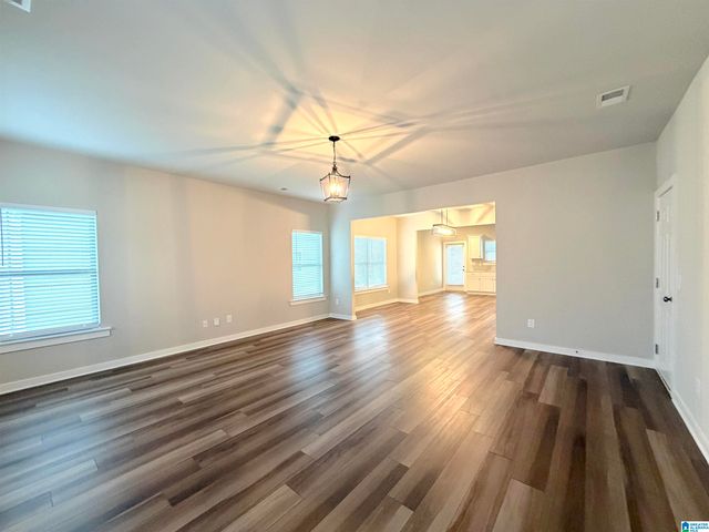 285 AVALON WAY, Clanton, AL 35045