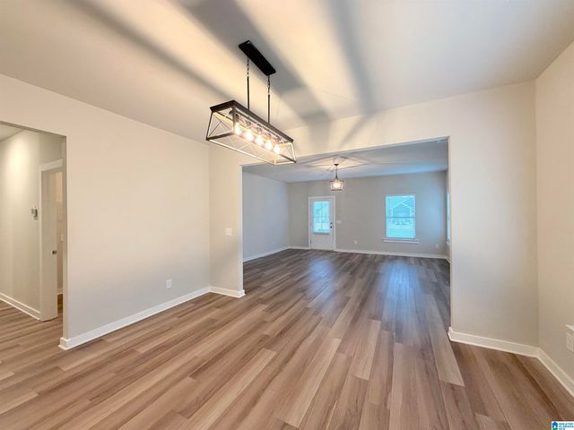 285 AVALON WAY, Clanton, AL 35045