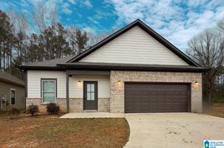 285 AVALON WAY, Clanton, AL 35045
