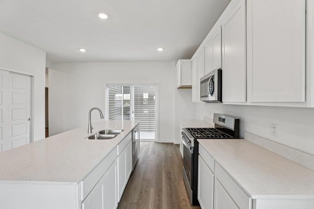 613 Boulder Lane, Stoughton, WI 53589