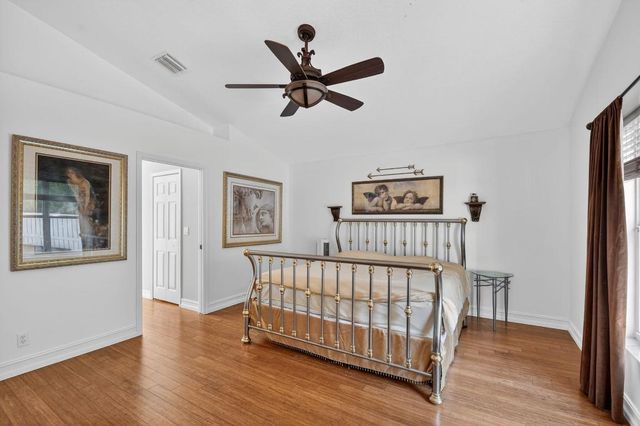 2725 Pointe Circle, Greenacres, FL 33413