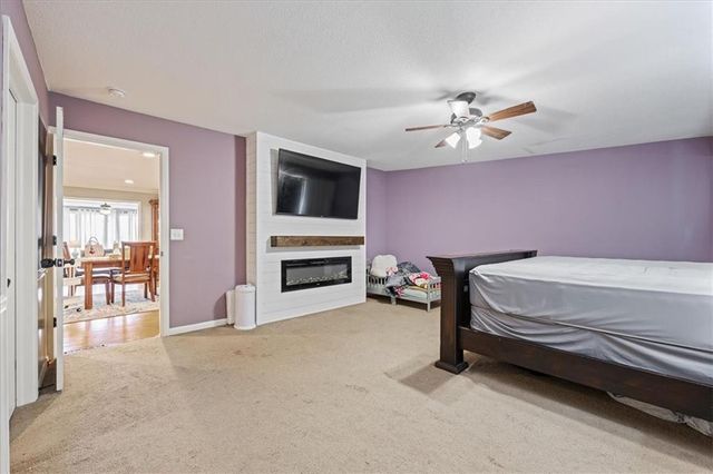5729 PARALLEL Parkway, Kansas City, KS 66104