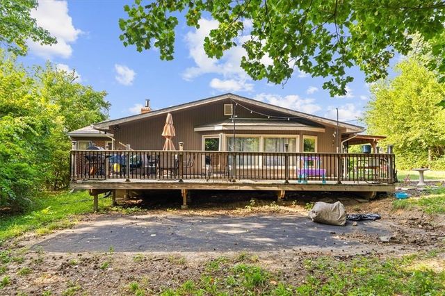 5729 PARALLEL Parkway, Kansas City, KS 66104