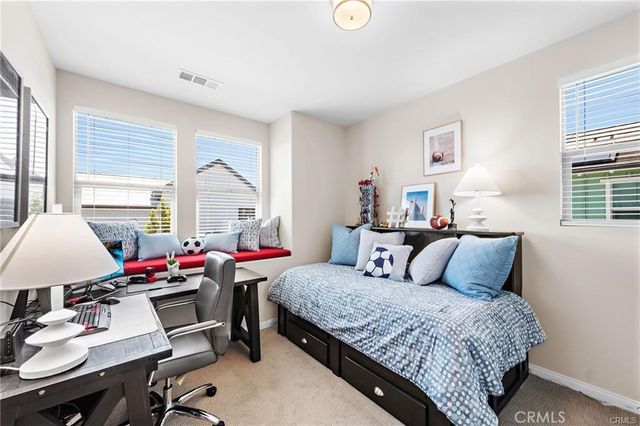 17 Tomillo Ln, Rancho Mission Viejo, CA 92694