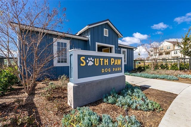 17 Tomillo Ln, Rancho Mission Viejo, CA 92694