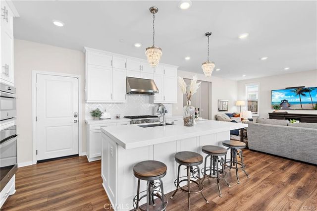 17 Tomillo Ln, Rancho Mission Viejo, CA 92694