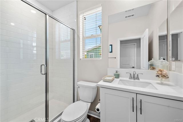 17 Tomillo Ln, Rancho Mission Viejo, CA 92694