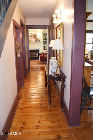 944 Stony Point Road, Schodack, NY 12033