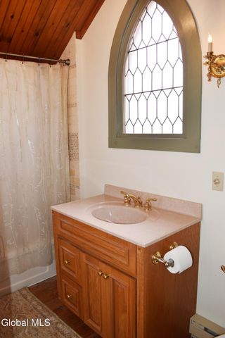 944 Stony Point Road, Schodack, NY 12033