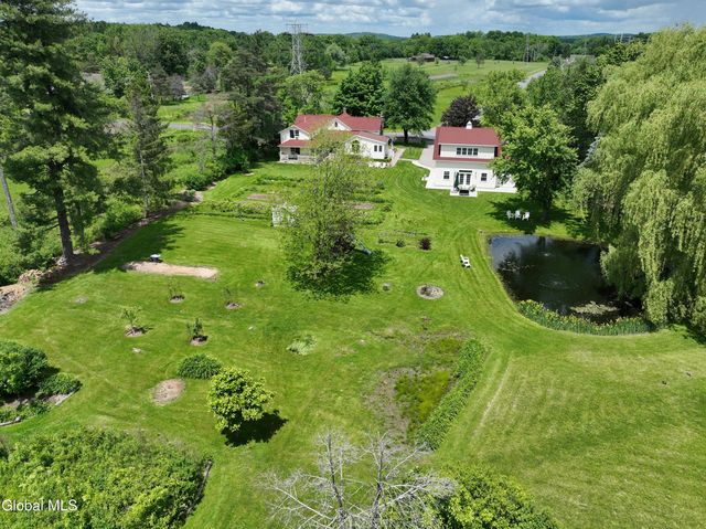 944 Stony Point Road, Schodack, NY 12033