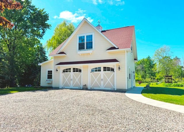 944 Stony Point Road, Schodack, NY 12033