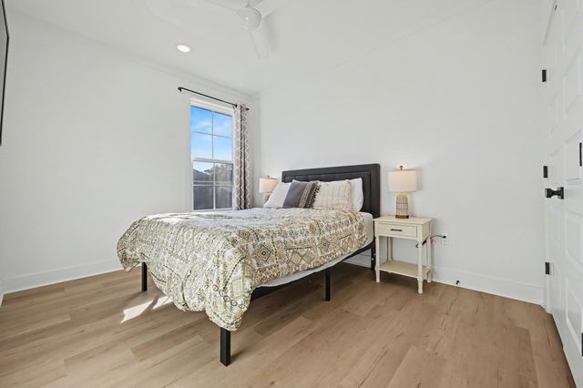 141 S H Street, Pensacola, FL 32502