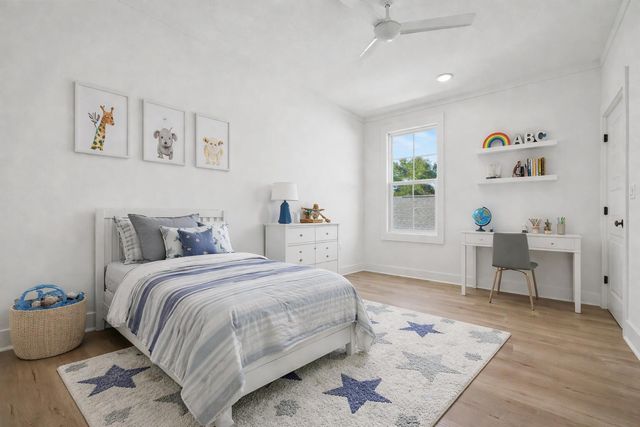 141 S H Street, Pensacola, FL 32502