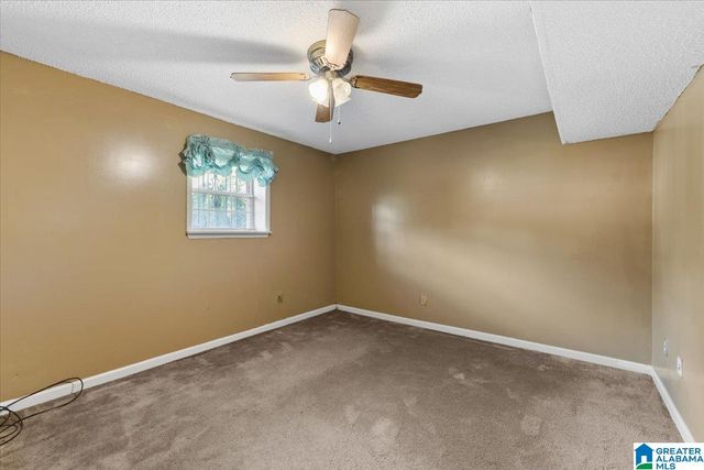 9577 EASTPOINTE CIRCLE, Birmingham, AL 35217