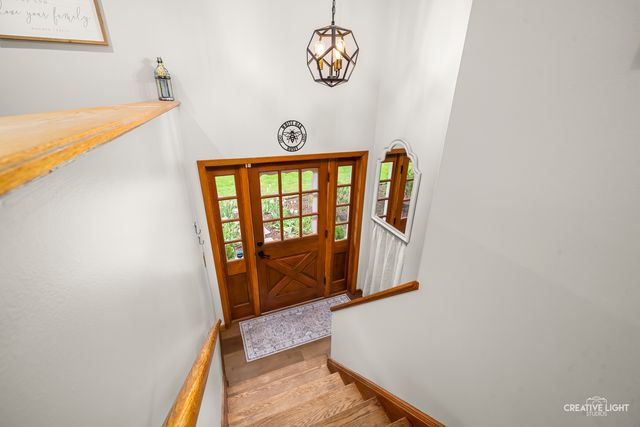 41W880 White Oak Lane, St. Charles, IL 60175