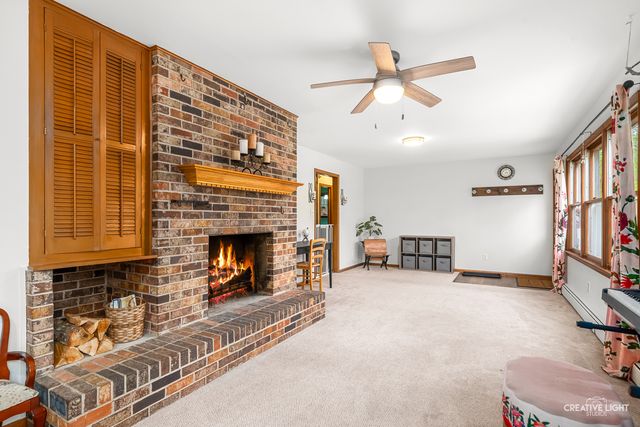 41W880 White Oak Lane, St. Charles, IL 60175