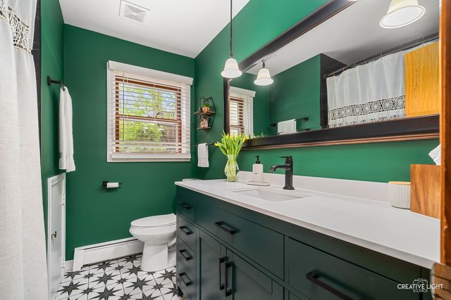 41W880 White Oak Lane, St. Charles, IL 60175