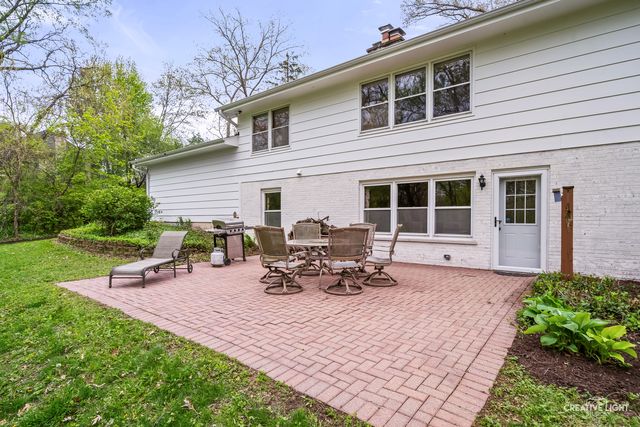 41W880 White Oak Lane, St. Charles, IL 60175