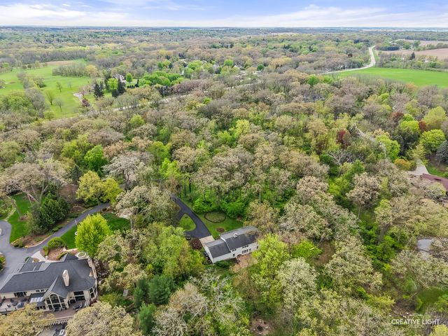 41W880 White Oak Lane, St. Charles, IL 60175