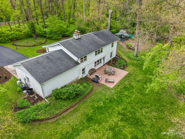 41W880 White Oak Lane, St. Charles, IL 60175