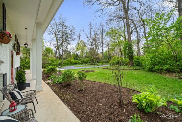 41W880 White Oak Lane, St. Charles, IL 60175