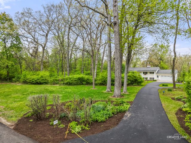 41W880 White Oak Lane, St. Charles, IL 60175