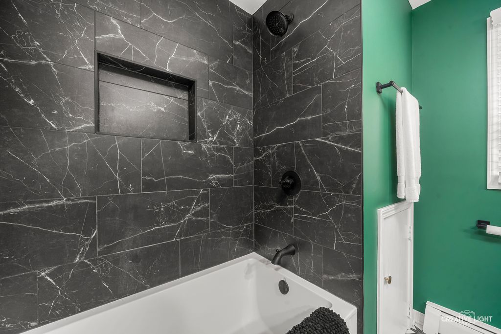 Image 27 of property listing at 41W880 White Oak Lane, St. Charles, IL 60175