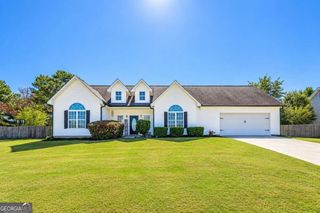 3021 Black Fox Drive, Loganville, GA 30052