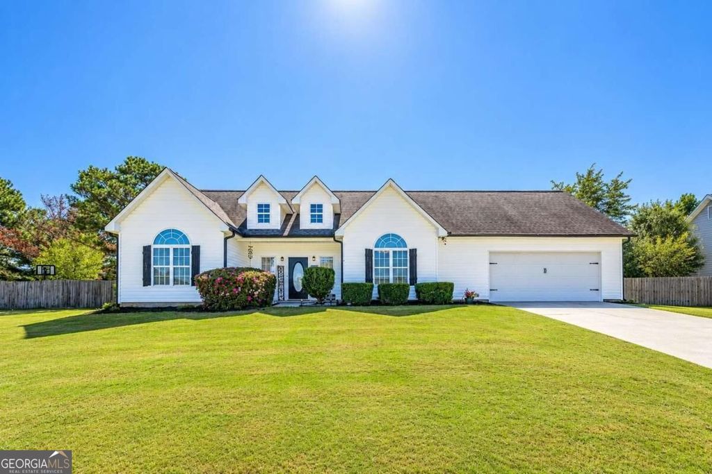 3021 Black Fox Drive, Loganville, GA 30052 — exterior