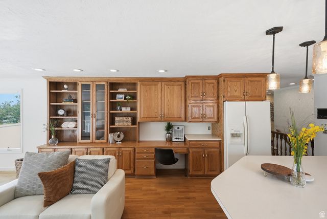 7116 S PONDEROSA DR, Cottonwood Heights, UT 84121