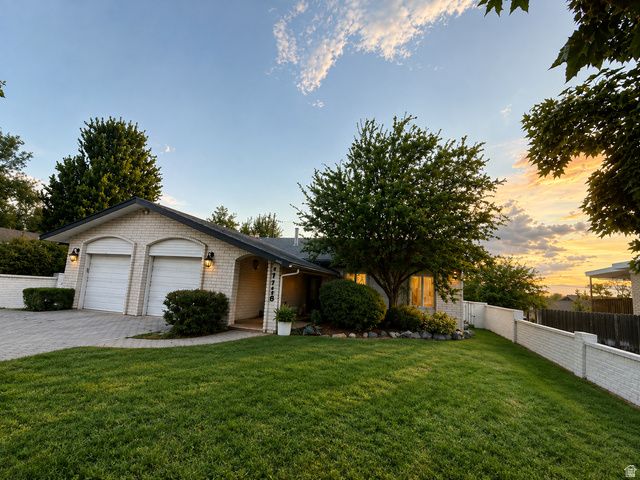 7116 S PONDEROSA DR, Cottonwood Heights, UT 84121
