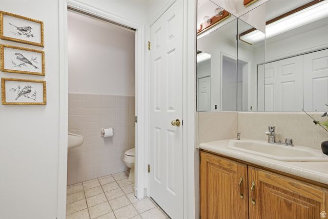 7116 S PONDEROSA DR, Cottonwood Heights, UT 84121
