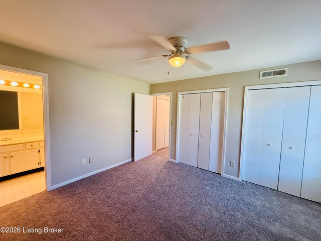 3208 Brightside Ct, Louisville, KY 40220