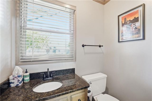5475 W 85th Terrace, Prairie Village, KS 66207
