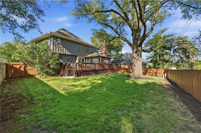 5475 W 85th Terrace, Prairie Village, KS 66207
