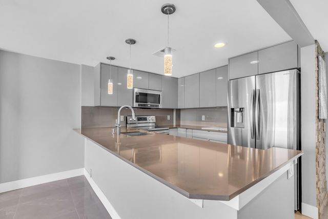 2611 N Riverside Drive 1004, Pompano Beach, FL 33062