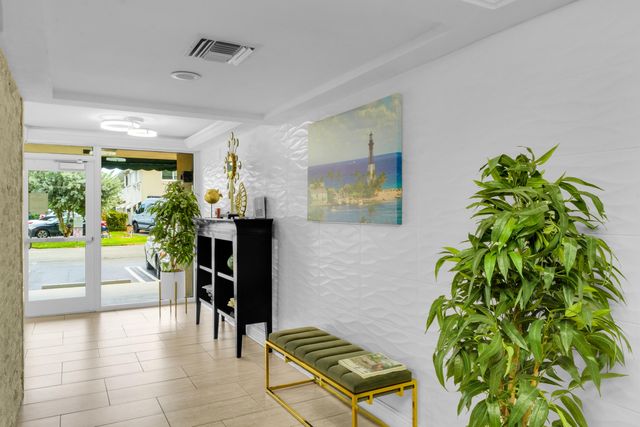 2611 N Riverside Drive 1004, Pompano Beach, FL 33062